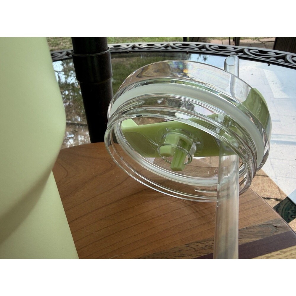 Stanley Quencher H2.0 FlowState 40oz Stainless Tumbler Handle Lid Straw Green - Picture 7 of 8